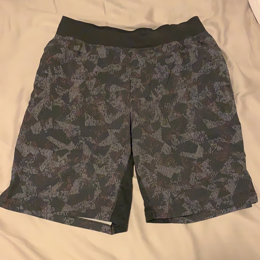 Lululemon, Shorts, Large